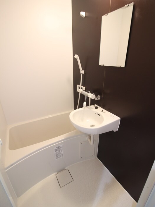 物件内観写真10　(バス／シャワールーム等)