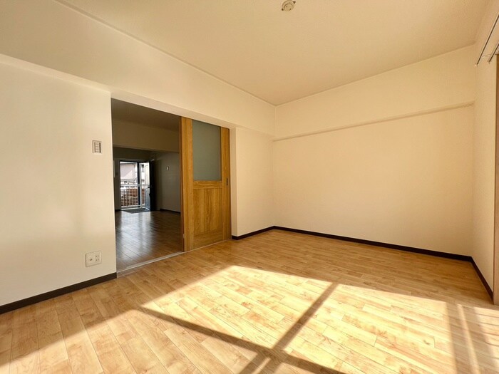 物件内観写真8　(居室)