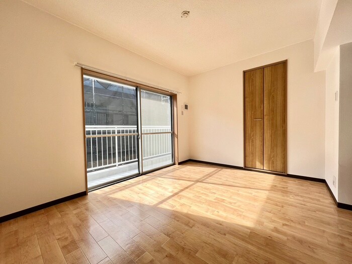 物件内観写真9　(居室)