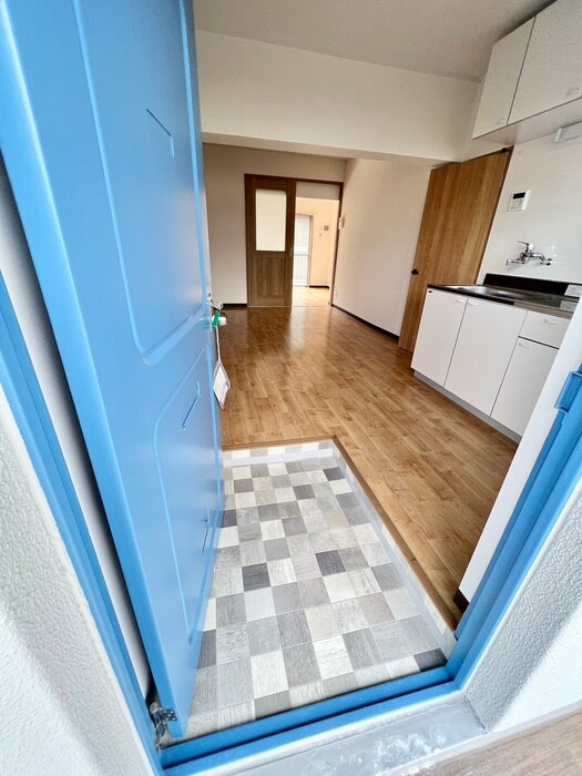 物件内観写真17　(玄関)