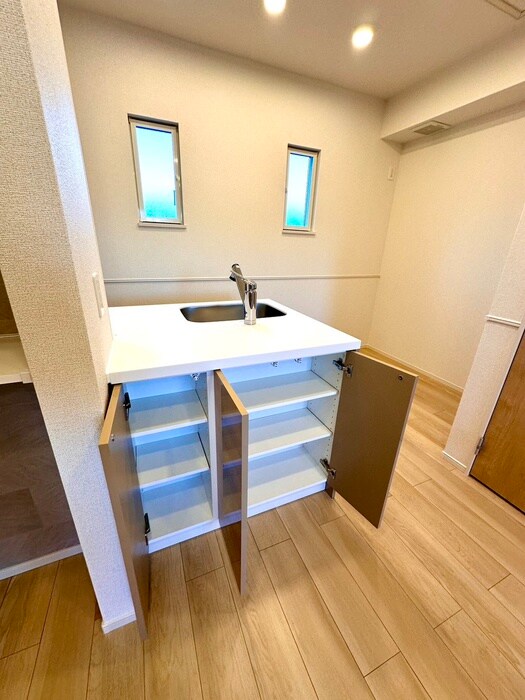 物件内観写真16　(内観写真)