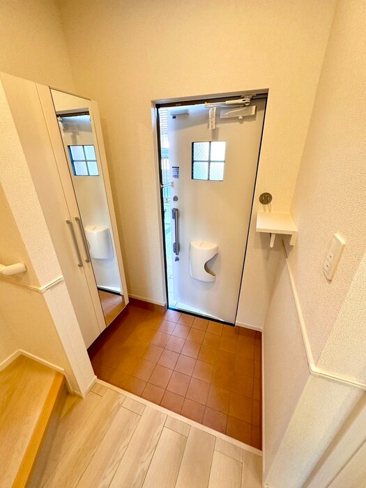 物件内観写真20　(玄関)