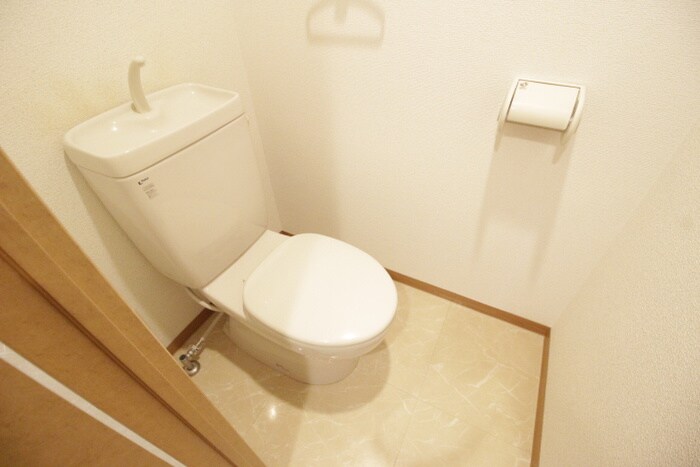 物件内観写真13　(トイレ)