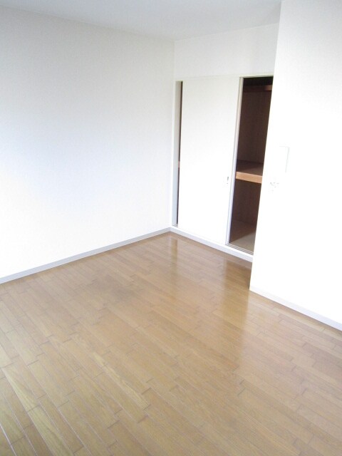 物件内観写真6　(居室)