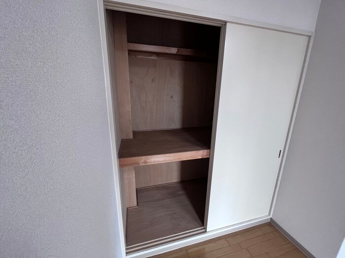 物件内観写真9　(収納)