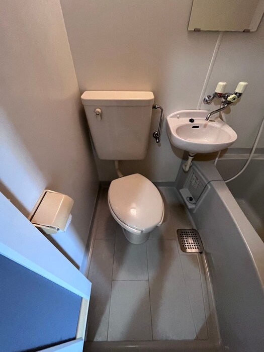 物件内観写真13　(トイレ)