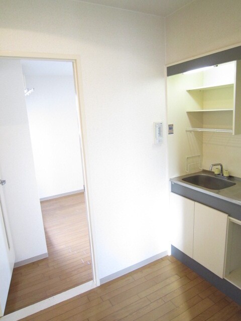 物件内観写真14　(廊下)