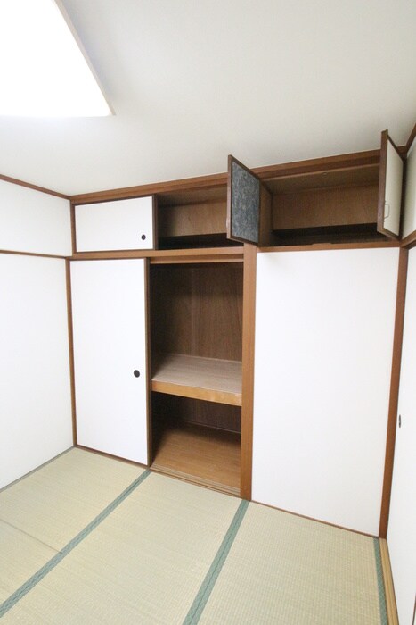 物件内観写真17　(収納)