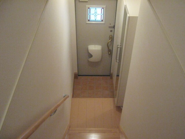 物件内観写真15　(玄関)