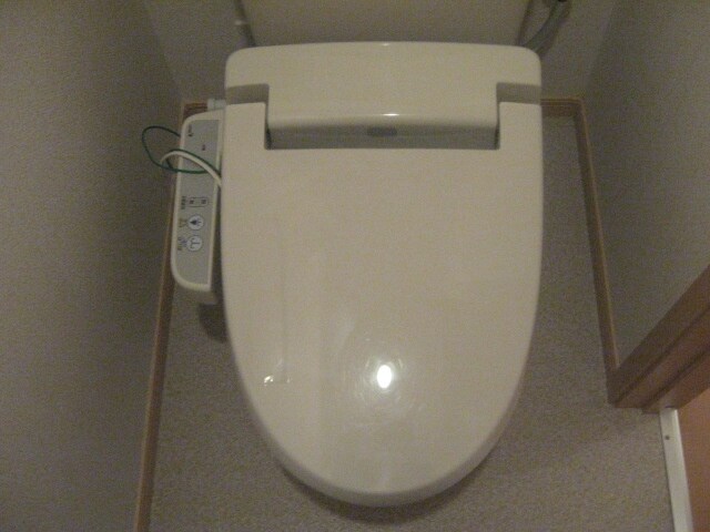 物件内観写真16　(トイレ)