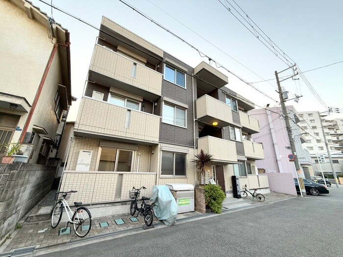 物件外観写真1　(外観写真)