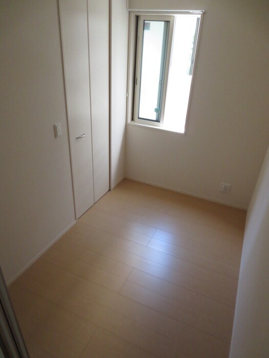 物件内観写真10　(居室)