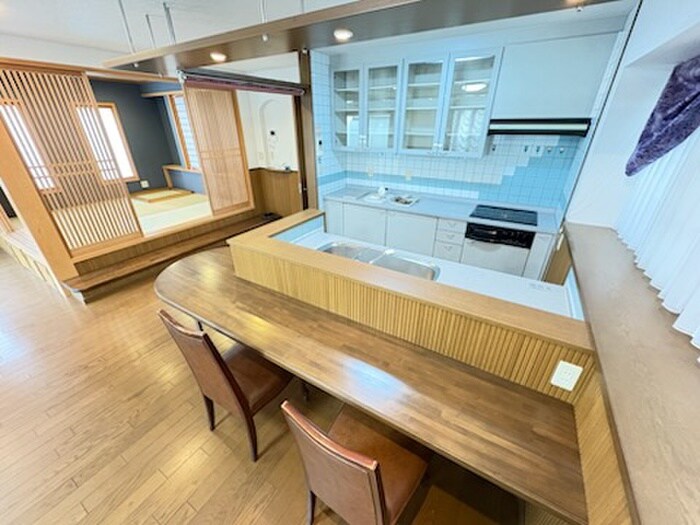 物件内観写真9　(居室)