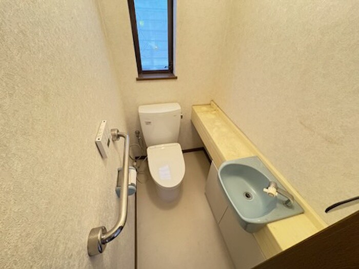 物件内観写真15　(トイレ)