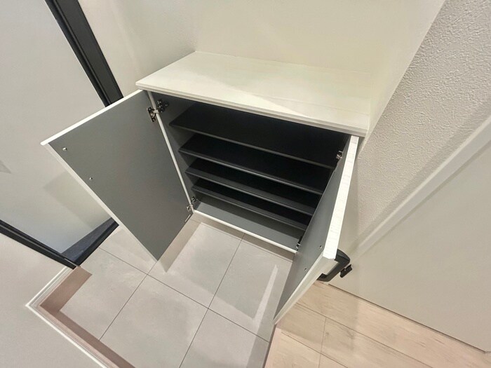物件内観写真8　(靴箱)