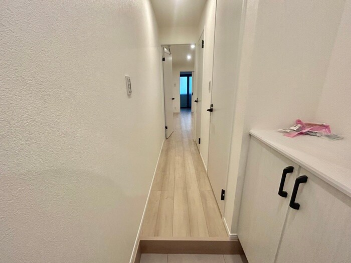 物件内観写真9　(廊下)