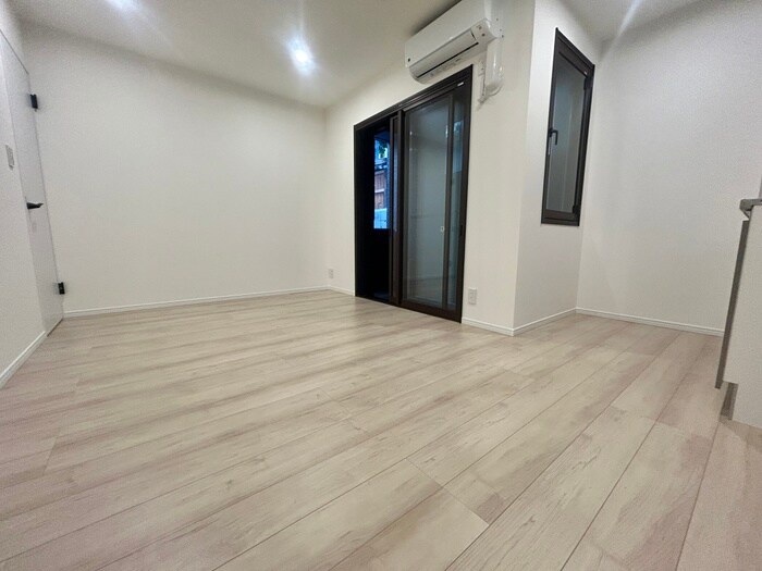 物件内観写真12　(居室)