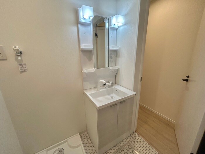 物件内観写真16　(洗面)