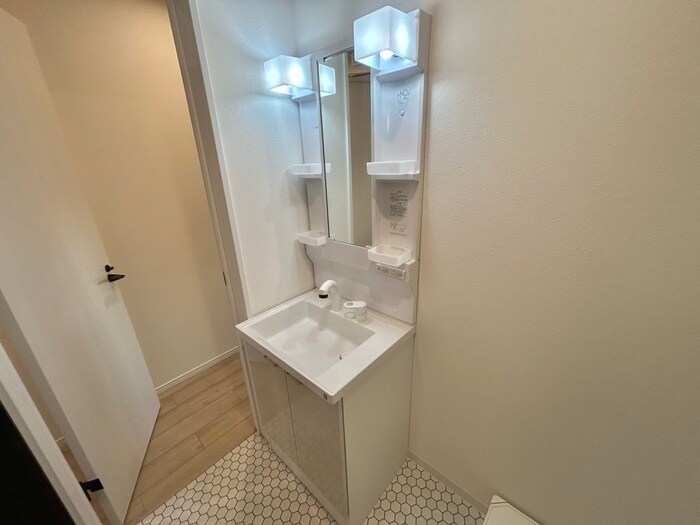 物件内観写真17　(洗面)