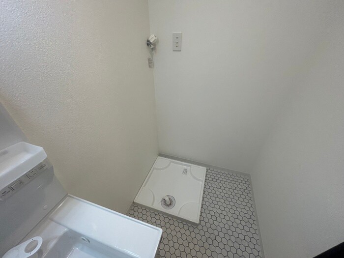 物件内観写真19　(洗濯機置場)