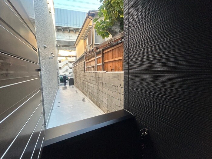 物件内観写真22　(室内からの展望)