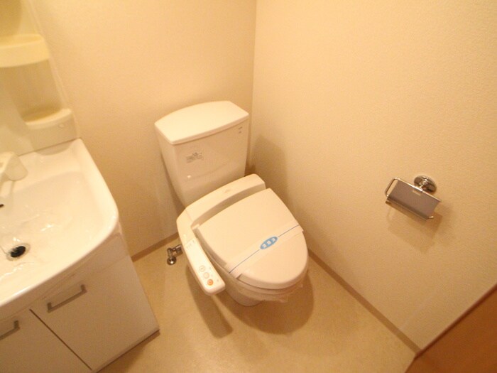 物件内観写真11　(トイレ)