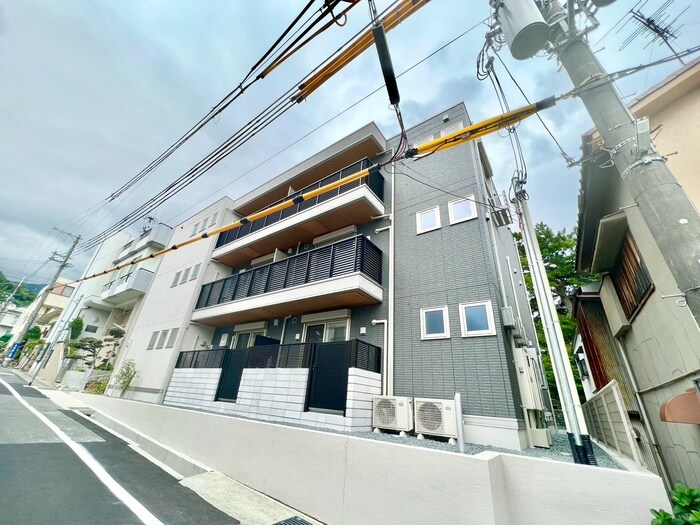 物件外観写真1　(外観写真)