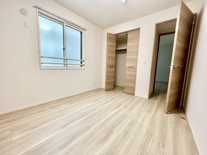 物件内観写真10　(居室)