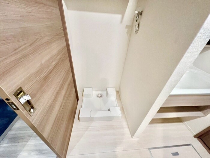 物件内観写真15　(洗濯機置場)