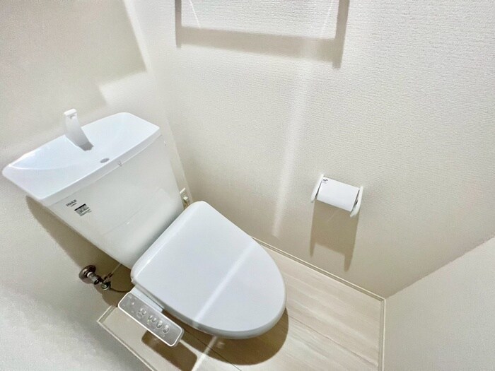 物件内観写真16　(トイレ)