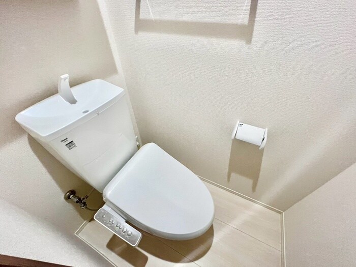 物件内観写真16　(トイレ)