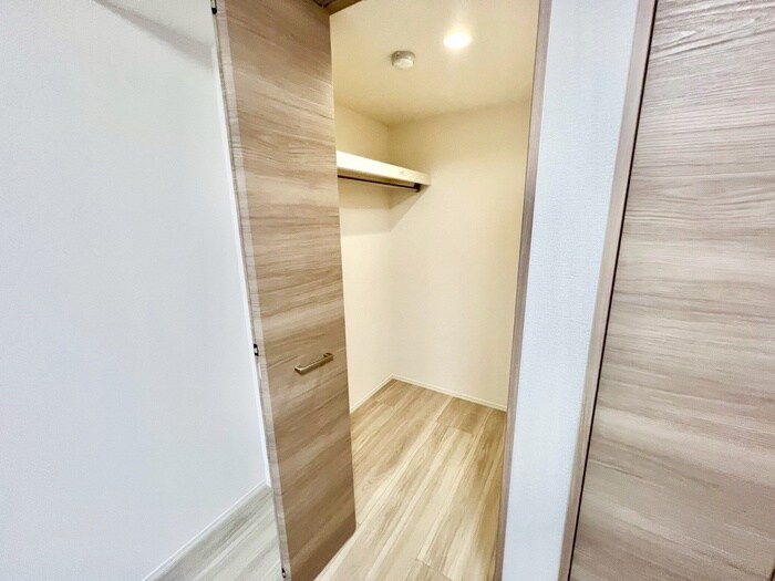 物件内観写真18　(収納)
