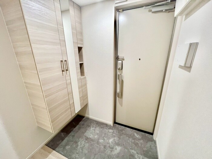 物件内観写真20　(玄関)