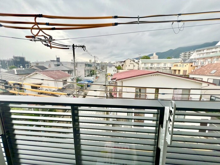 物件内観写真22　(室内からの展望)