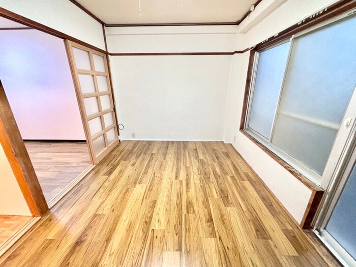 物件内観写真15　(居室)