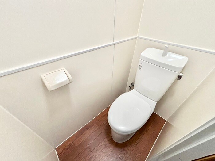 物件内観写真16　(トイレ)
