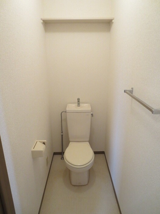 物件内観写真14　(トイレ)