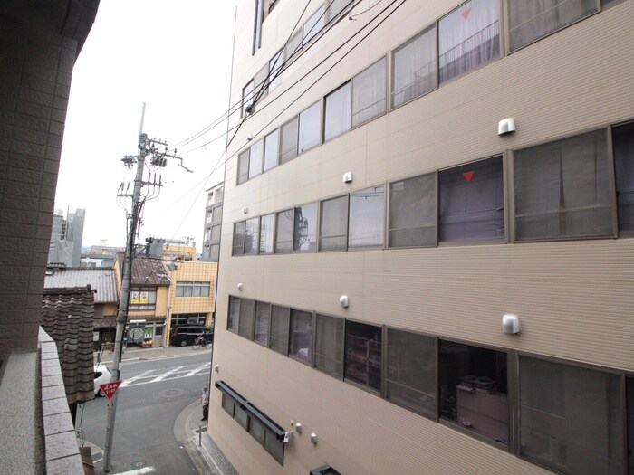 物件内観写真21　(室内からの展望)