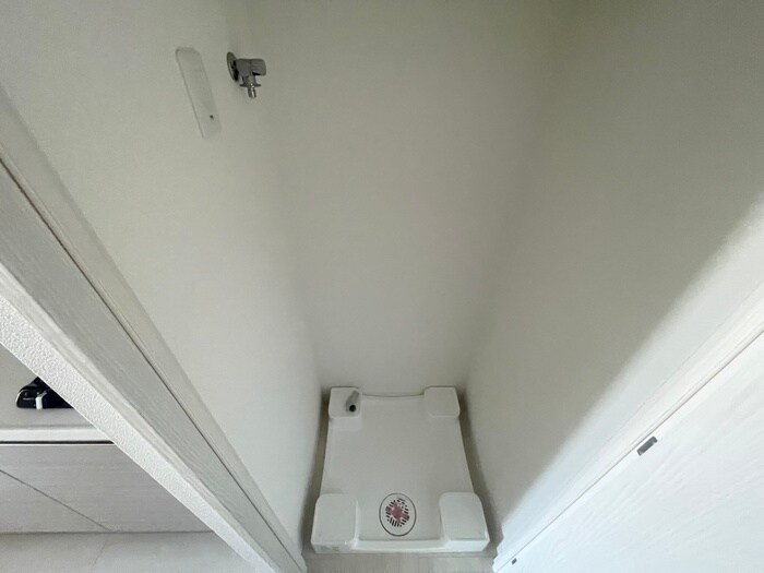 物件内観写真19　(洗濯機置場)
