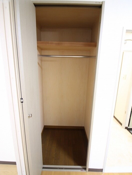 物件内観写真21　(収納)