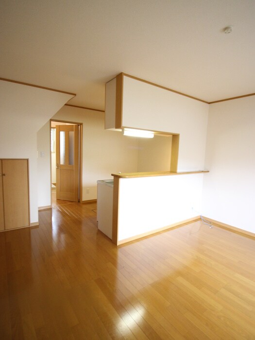 物件内観写真18　(居室)