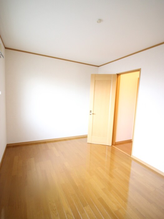 物件内観写真19　(居室)