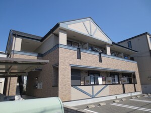 プラシ－ド川西外観写真