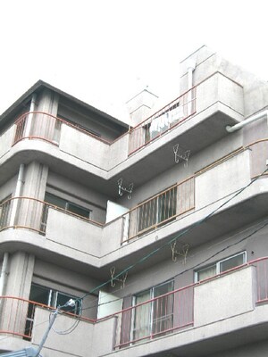 井加利屋ビル外観写真