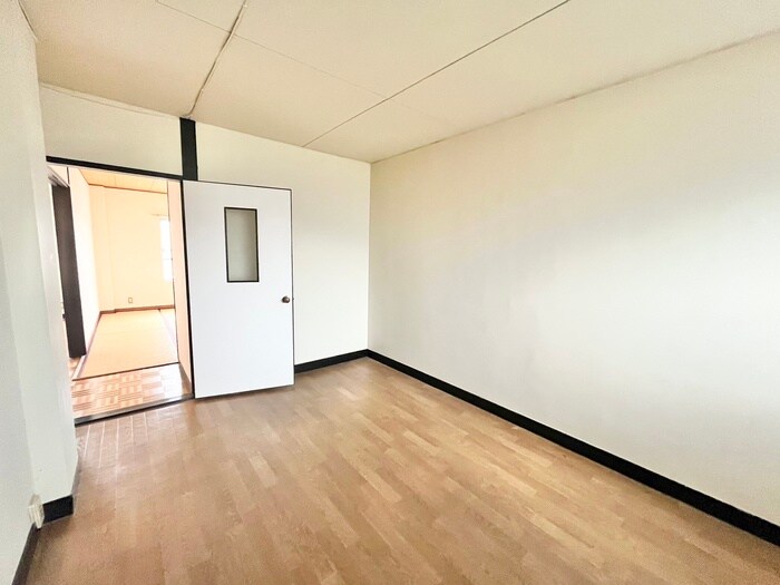 物件内観写真21　(居室)