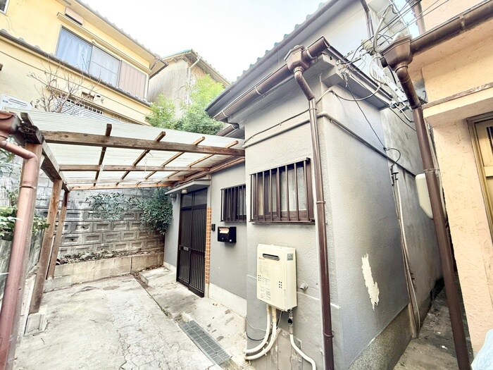 渡邊様一戸建貸家（成田町）の物件外観写真