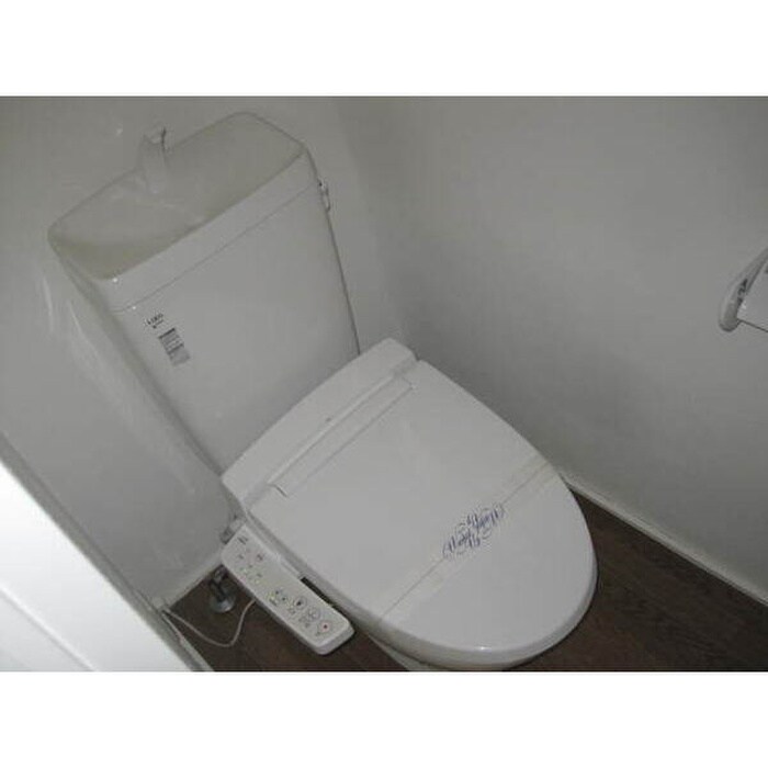 物件内観写真15　(トイレ)