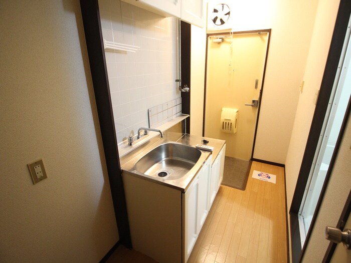 物件内観写真9　(キッチン)