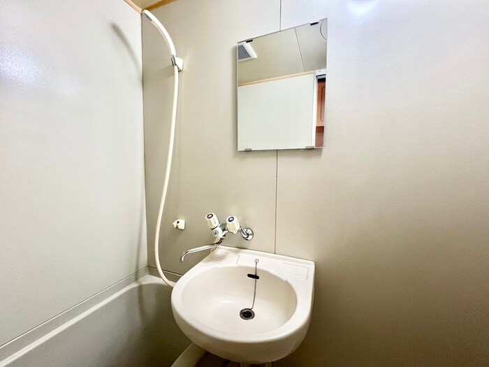 物件内観写真11　(洗面)