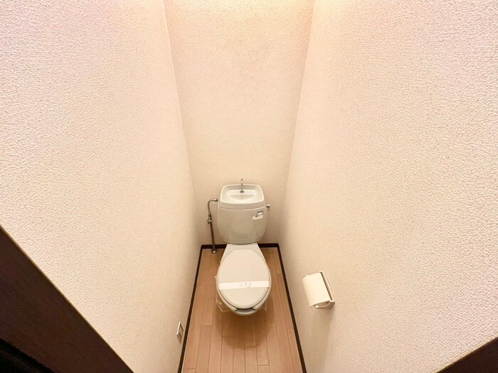 物件内観写真12　(トイレ)